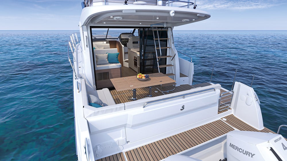 Beneteau Antares 12 - Well equipped for external dining.